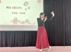 信息工程管理系团组织生活顺利开展