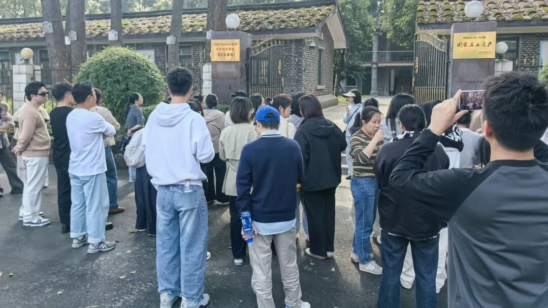 图片16 图片16