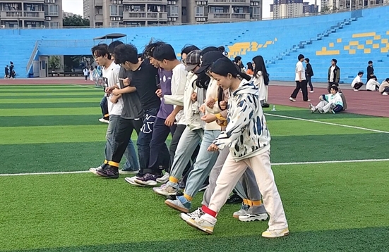 一起追梦 逐光同行 | 信息工程管理学院素质拓展活动圆满结束