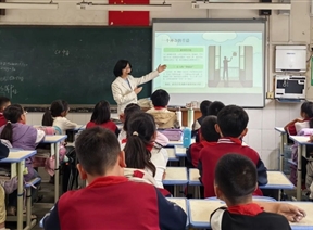 【一院一品·信管红翼】信息工程管理学院赴成都石室蜀都犀方路小学(锦城校区)开展课外辅导活动