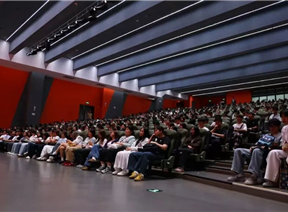 赓续长征精神 勇担时代使命 | 信息工程管理学院组织师生参加校内首映《突进夹金山》主题观影暨同上一堂电影党课和思政大课活动