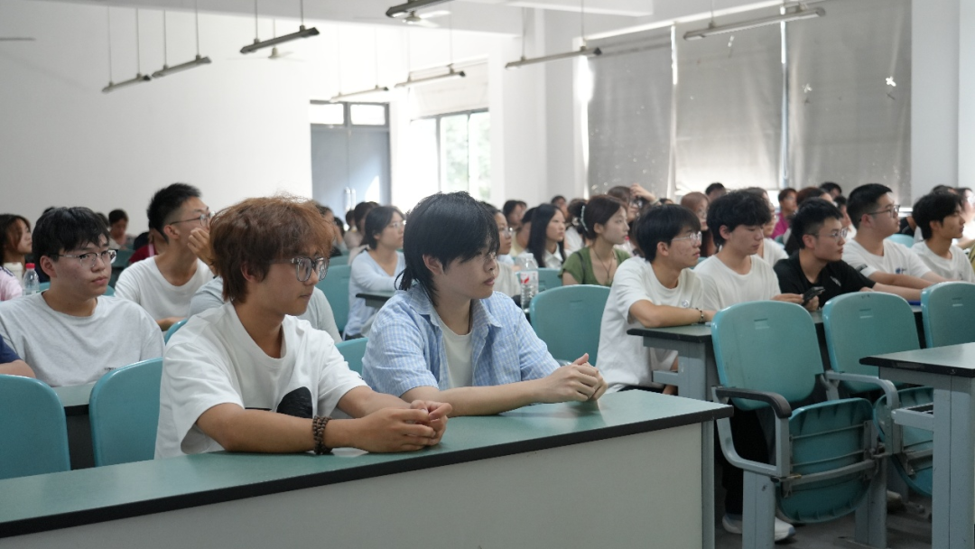 图片11 图片11