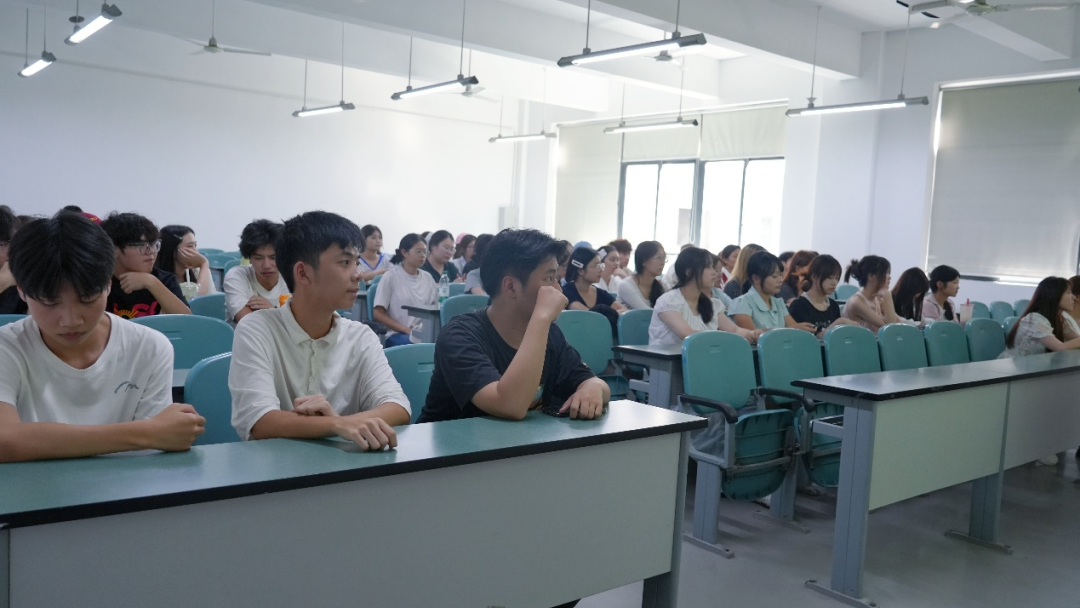 图片15 图片15